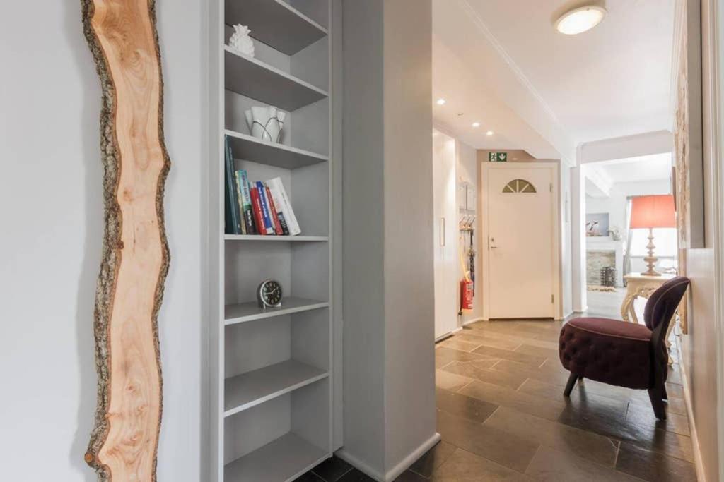 Superb Central Location, No Car Needed - Spacious อาคูเรย์รี ภายนอก รูปภาพ