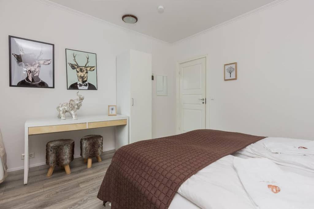 Superb Central Location, No Car Needed - Spacious อาคูเรย์รี ภายนอก รูปภาพ